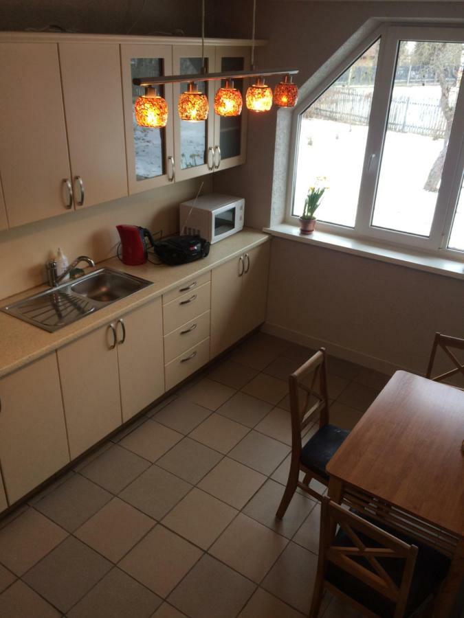 Dzirnavinas Motel Biksti Eksteriør bilde