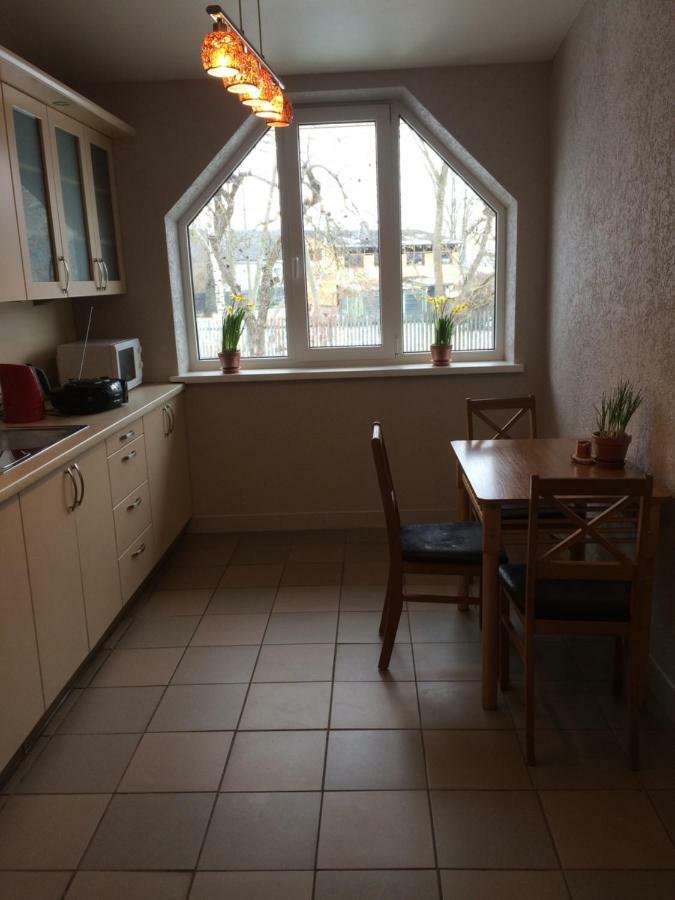 Dzirnavinas Motel Biksti Eksteriør bilde